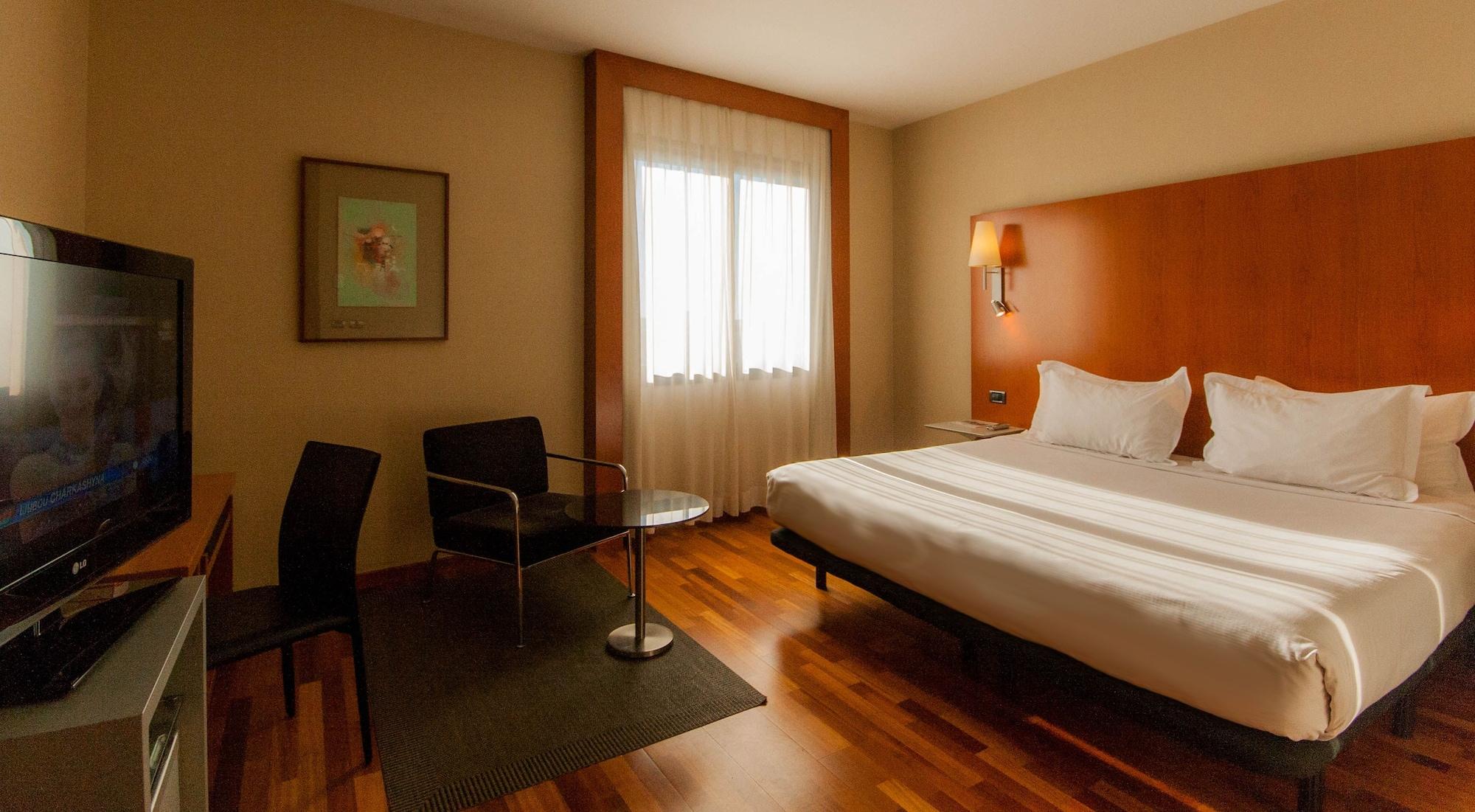 บีแอนด์บี โฮเทล เอลเช่ Hotel ภายนอก รูปภาพ